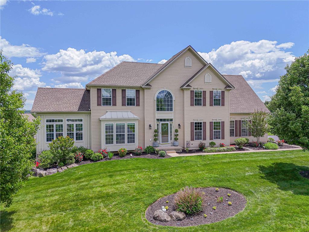 65 Joy Circle — photo