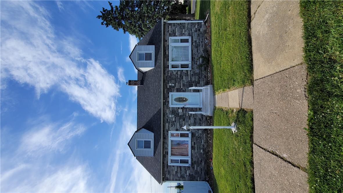1350 Highland Street — photo