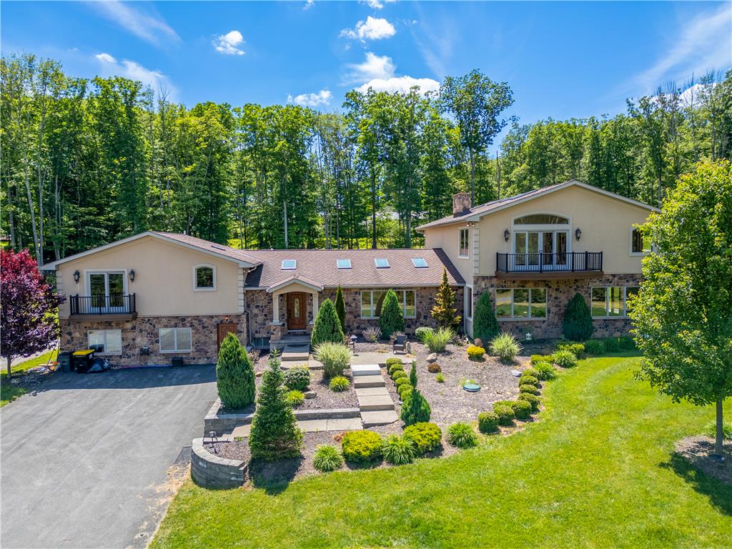 374 Packer Drive — photo