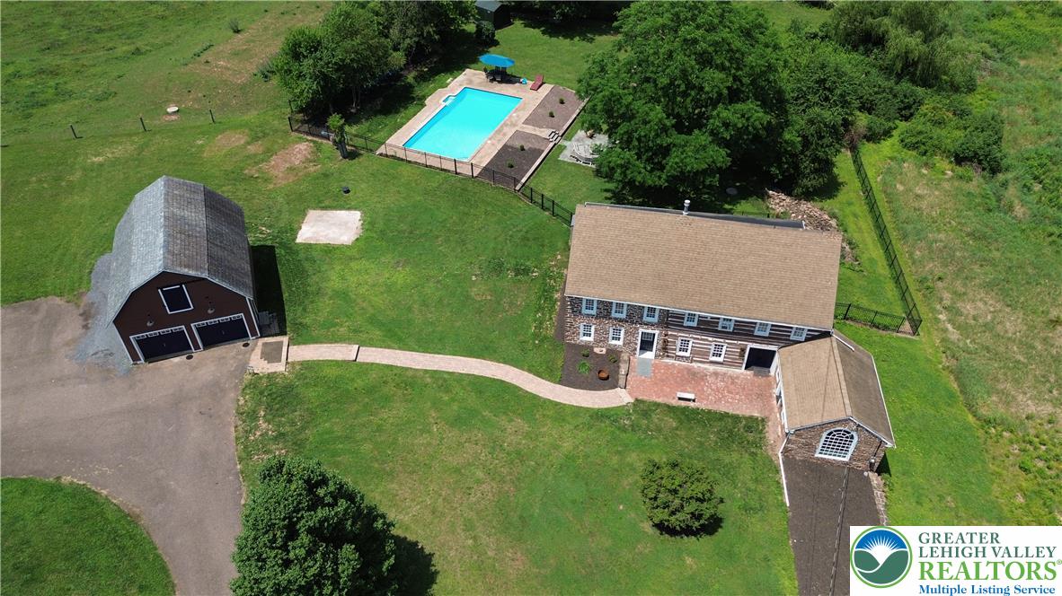 1513 Route 212 — photo