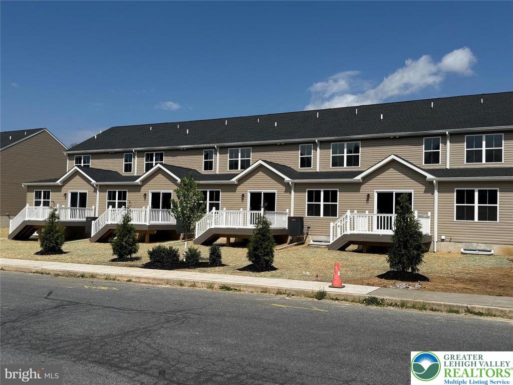 205 Lucille Way Lot #21 — photo