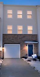 8319 Alexander Court — photo