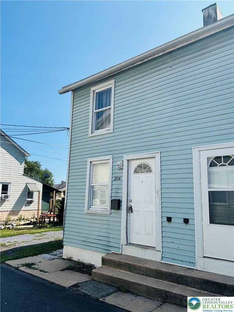 204 Limestone Street — photo
