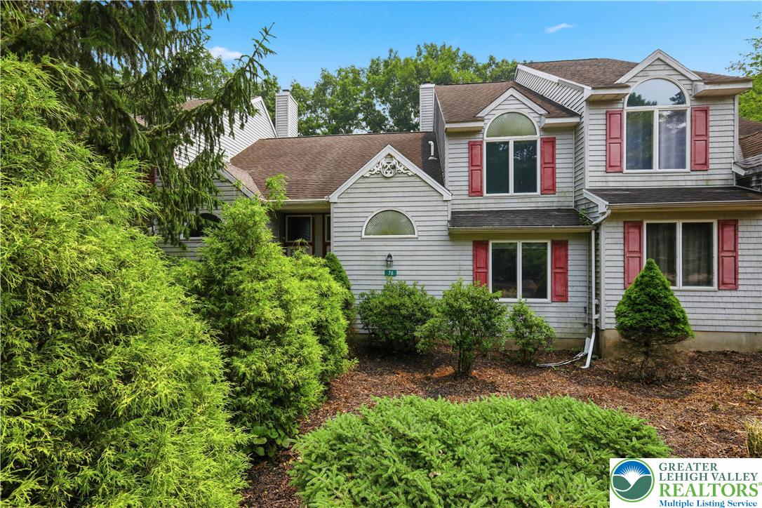 76 Laurelwoods Drive — photo