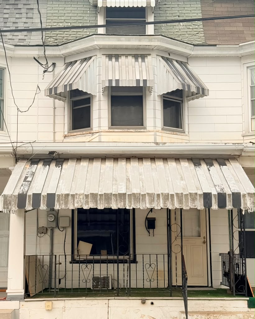 114 Patterson — photo