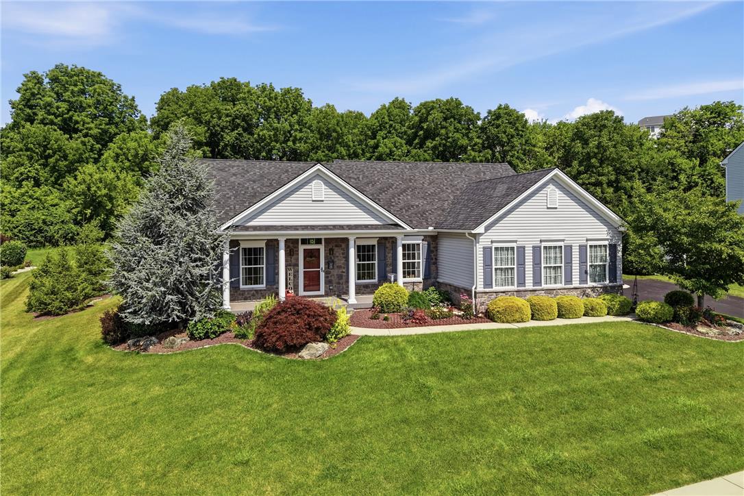 4912 reston dr, EASTON PA 18040 — photo 2