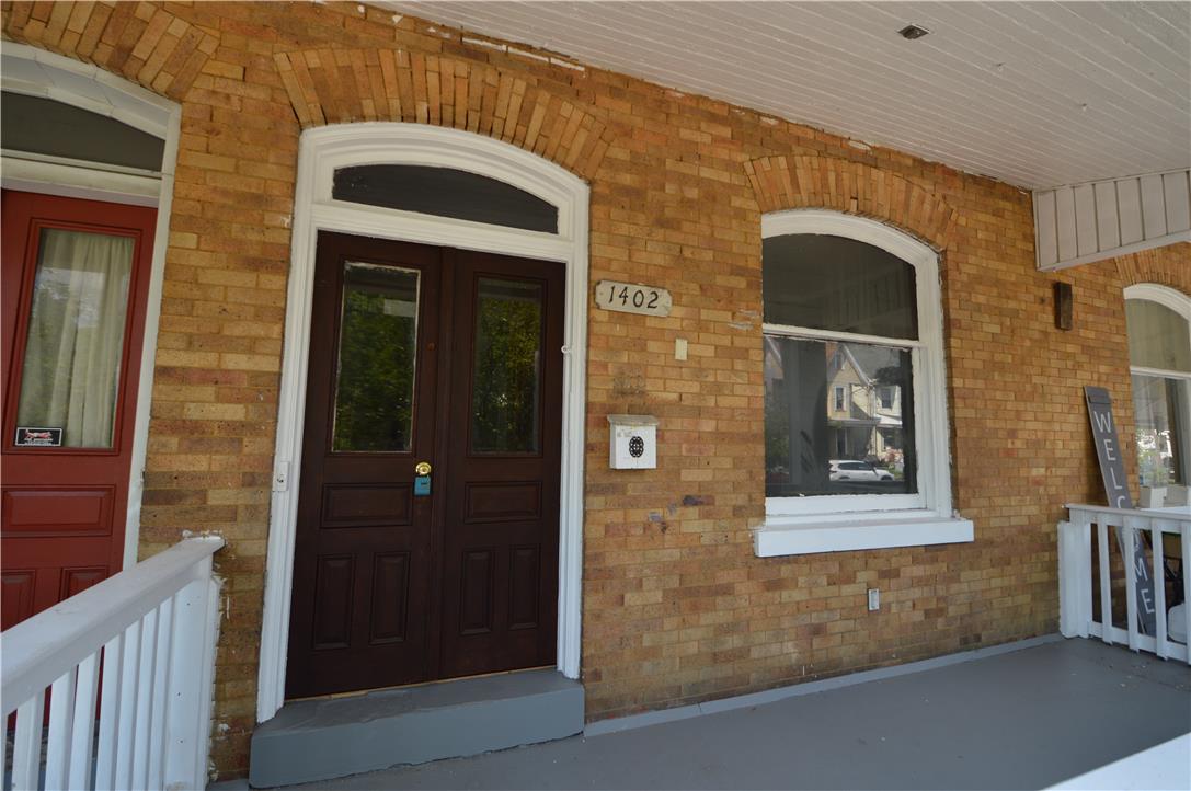 1402 Washington Street — photo