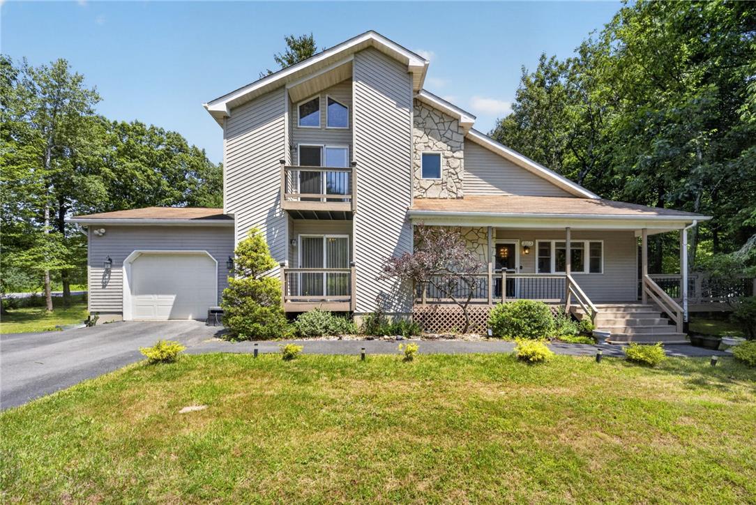 3103 Evergreen Circle — photo