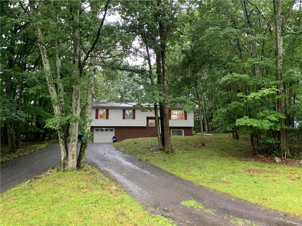 33 Seneca Road — photo