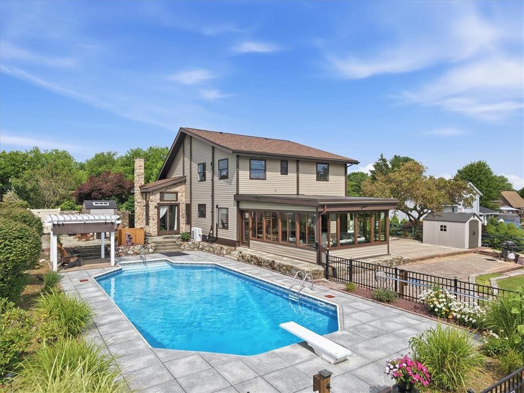8751 Pleasant View Road — photo