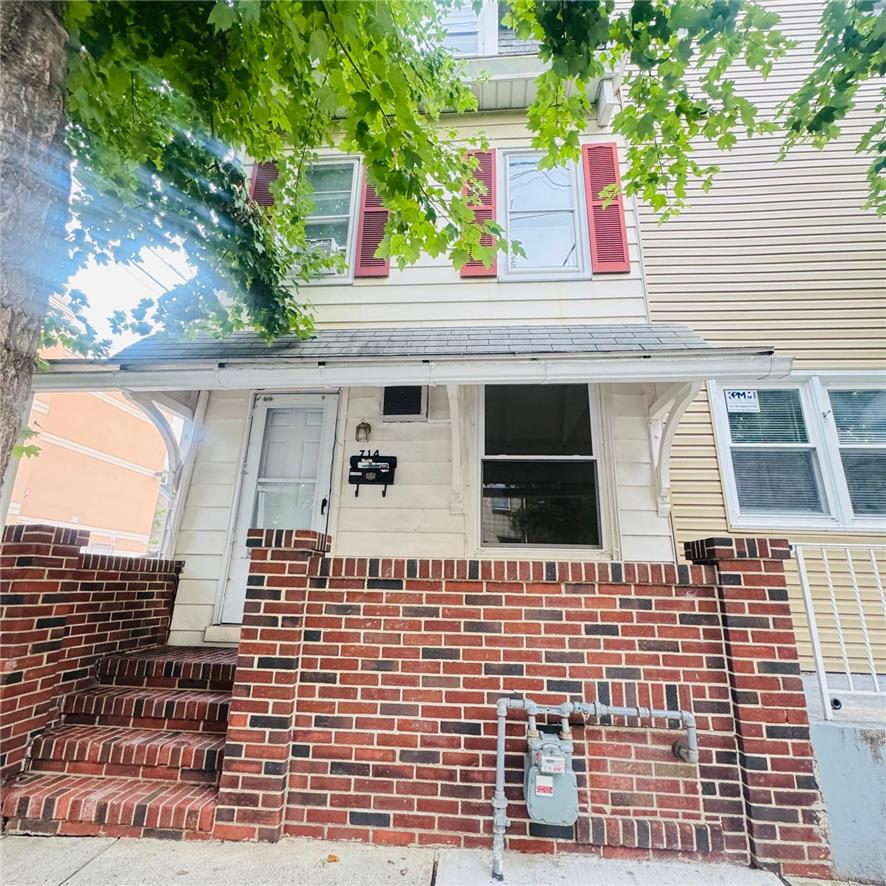 714 West Gordon Street — photo