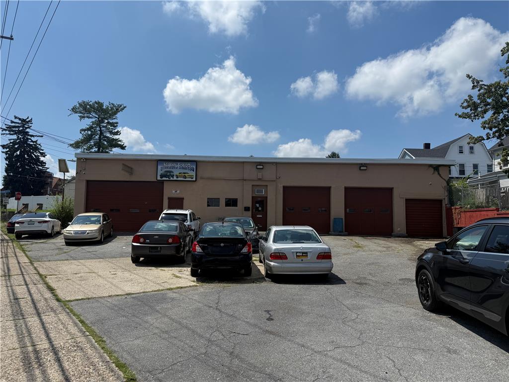 1845 Freemansburg Avenue — photo