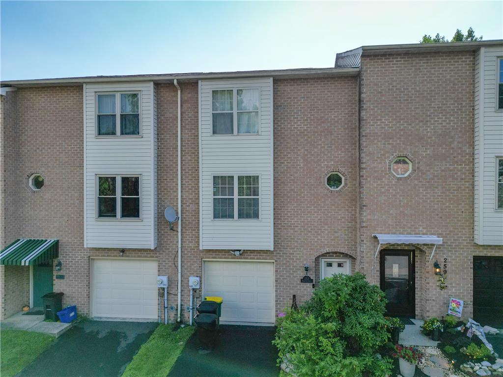 257 Ridgeview Drive — photo