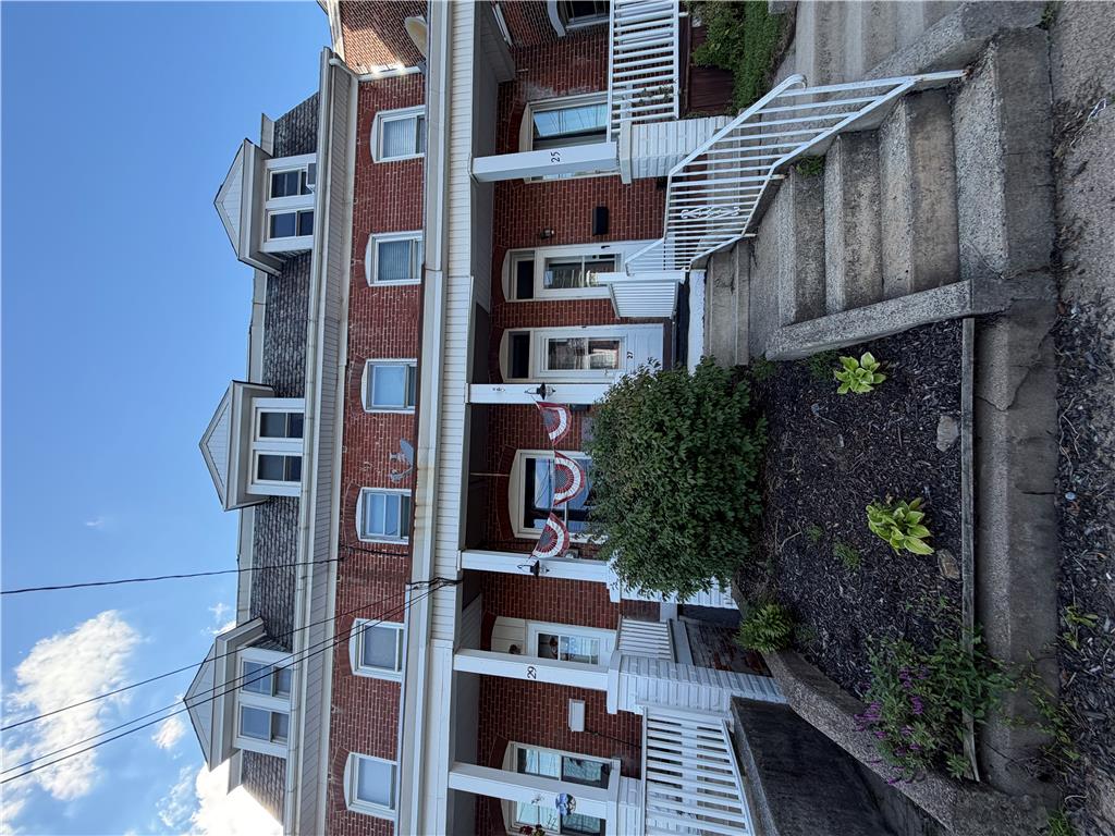 27 Chestnut Street — photo