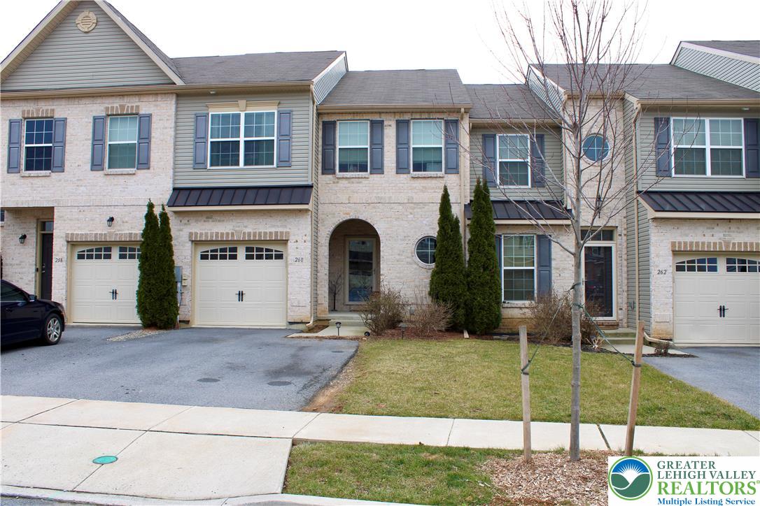 260 Snapdragon Way — photo