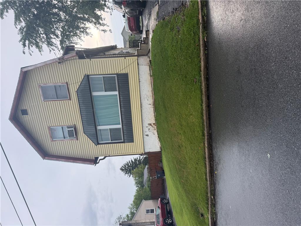 1602 Maumee Avenue — photo