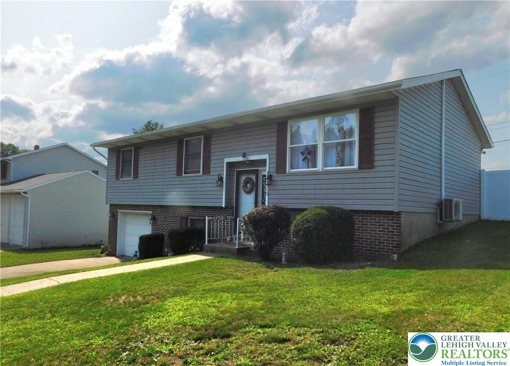 515 Maple Street — photo