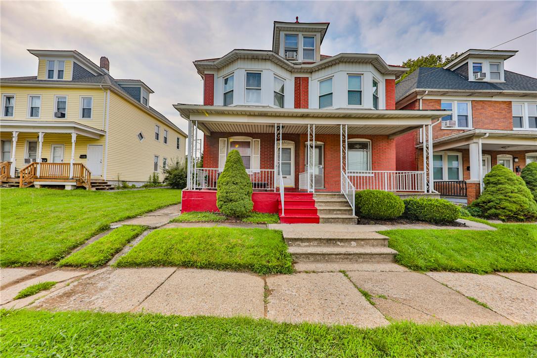 2304 Butler Street — photo