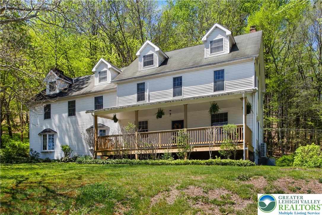 1841 Twin Pine Road — photo