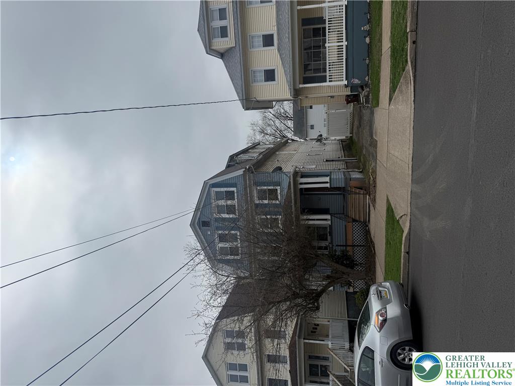 122 2nd Avenue 3 — photo