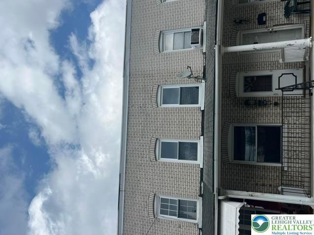 1509 Albert Street — photo