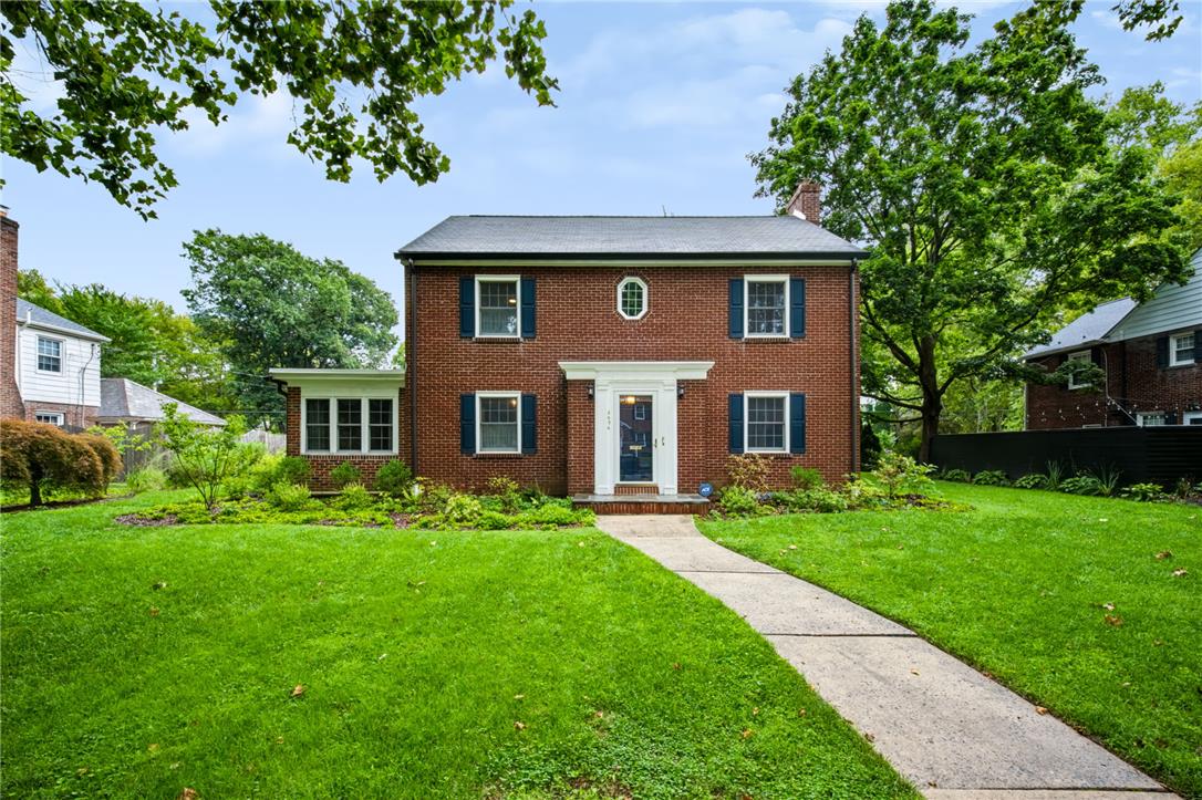 2636 West Greenleaf — photo