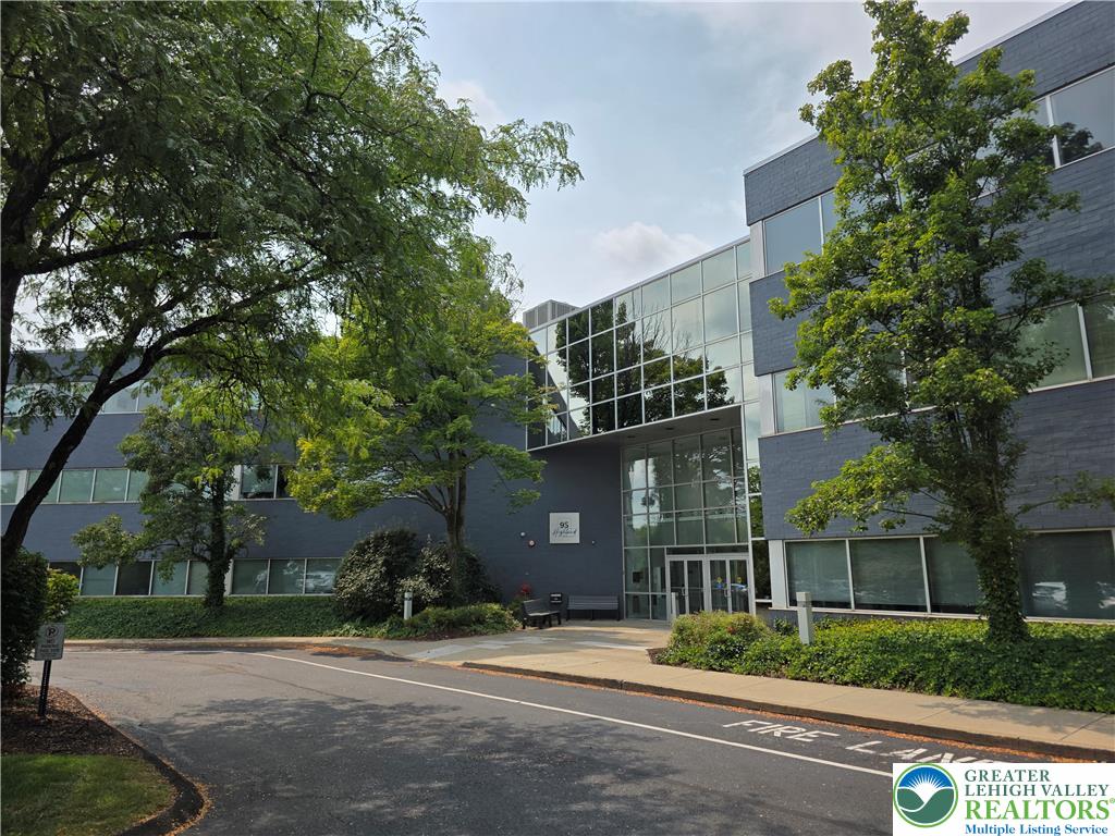 95 Highland Avenue 260 — photo
