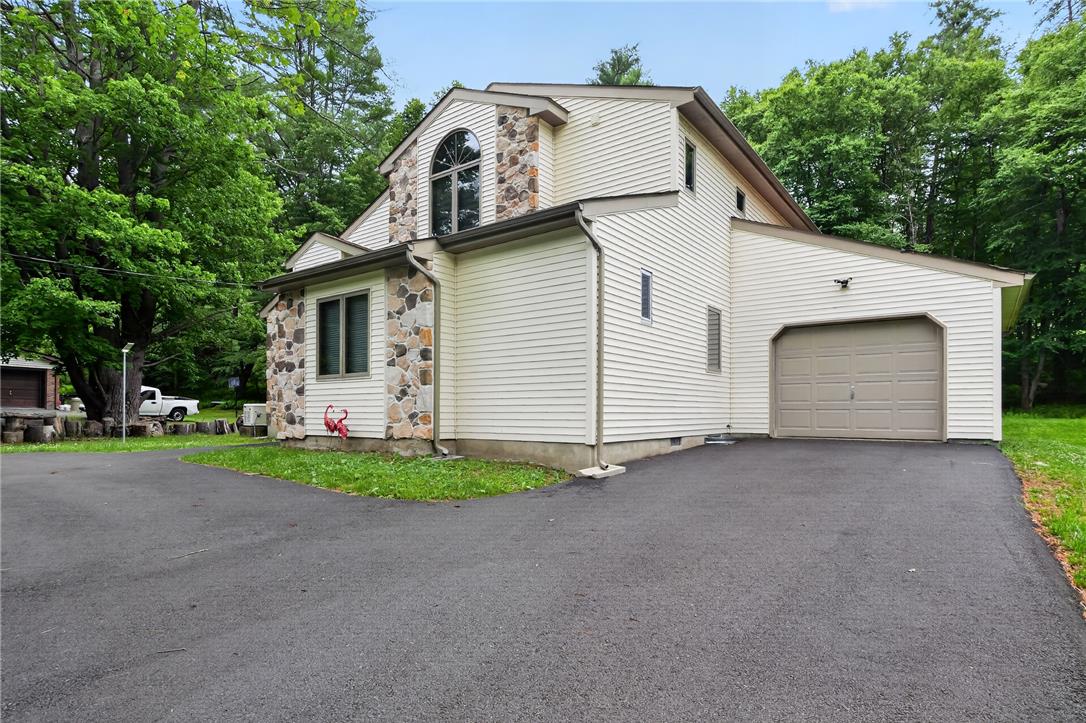 1119 Mink Court — photo