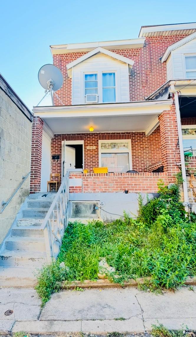 624 North Mohr Street — photo