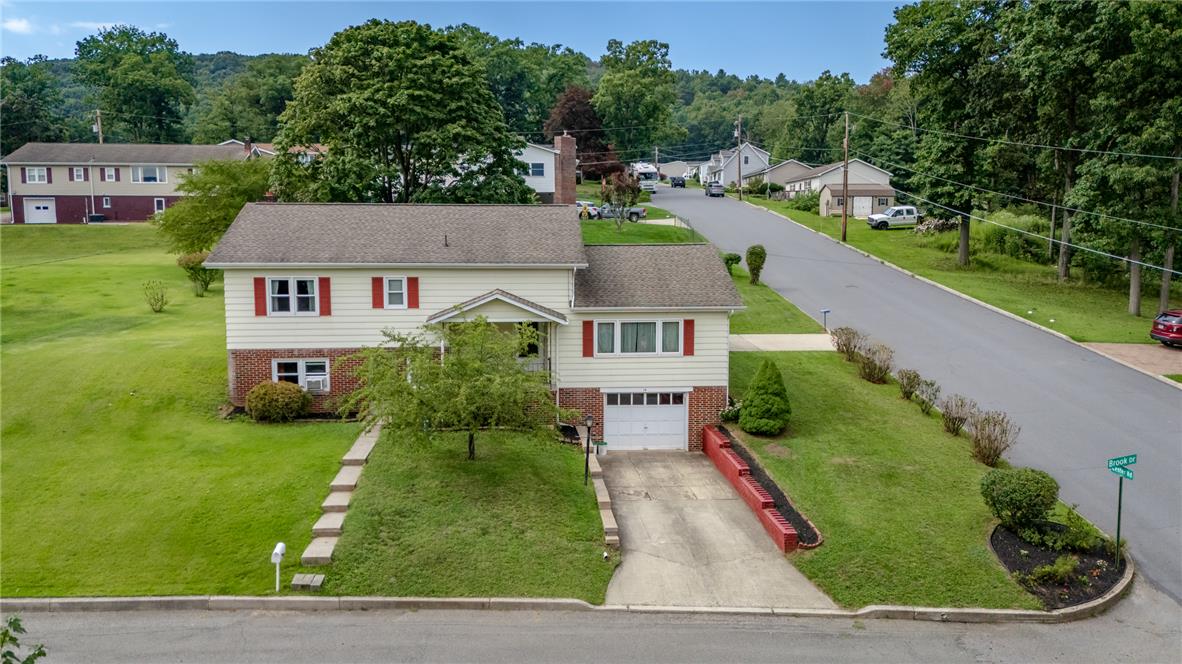 14 Brook Drive — photo
