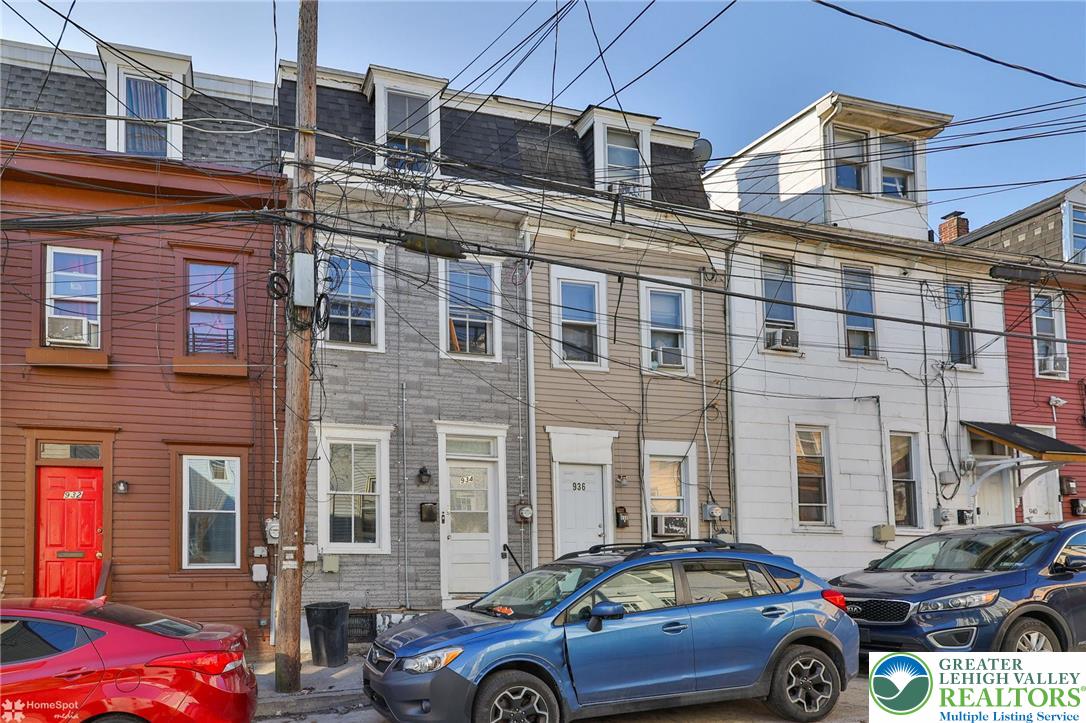 934 West Pine Street — photo