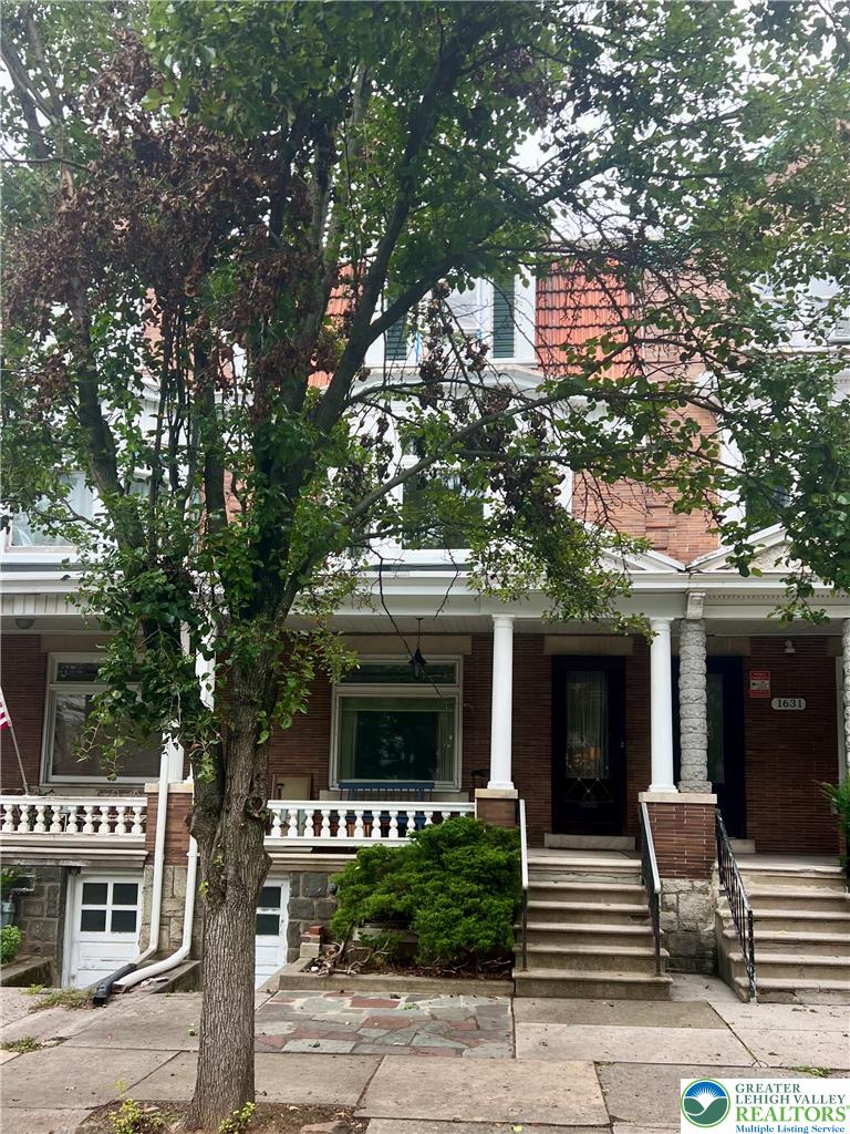 1633 West Linden Street — photo