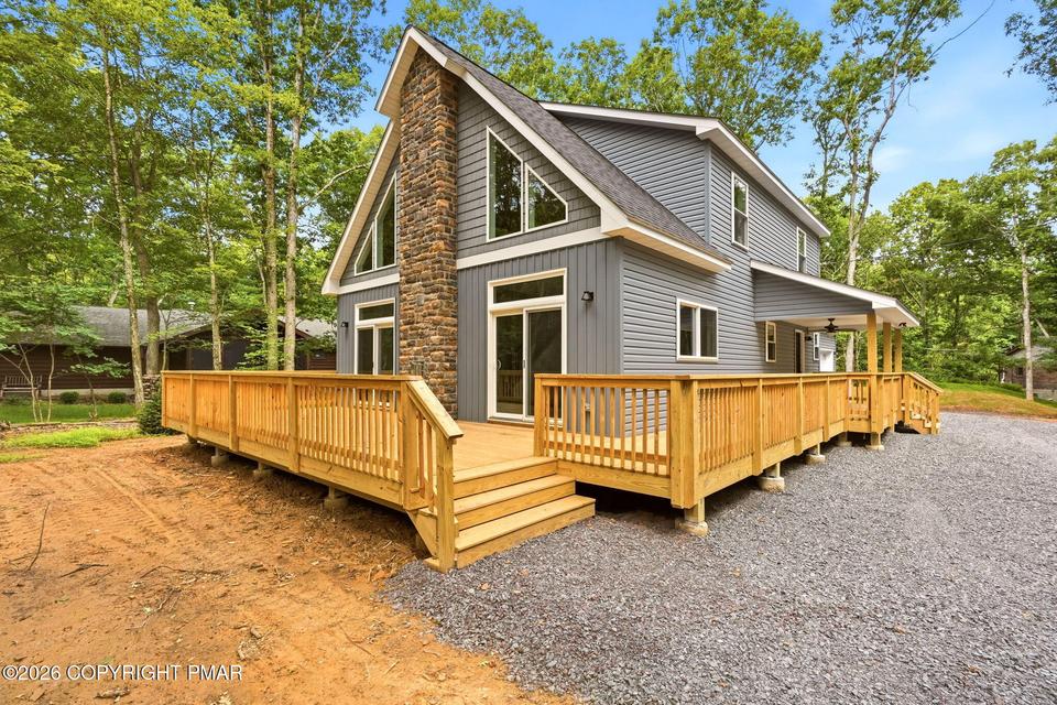 101 White Oak Drive — photo