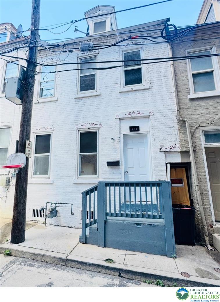 731 Chestnut Street — photo