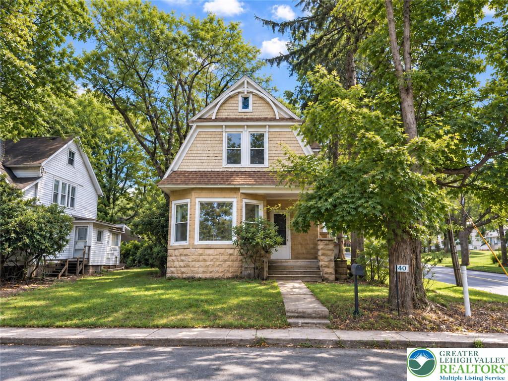 40 Fairview Avenue — photo