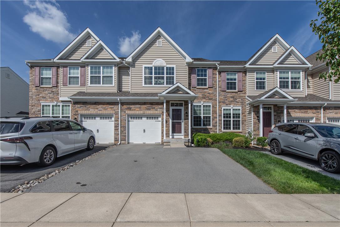 273 Redclover Lane — photo