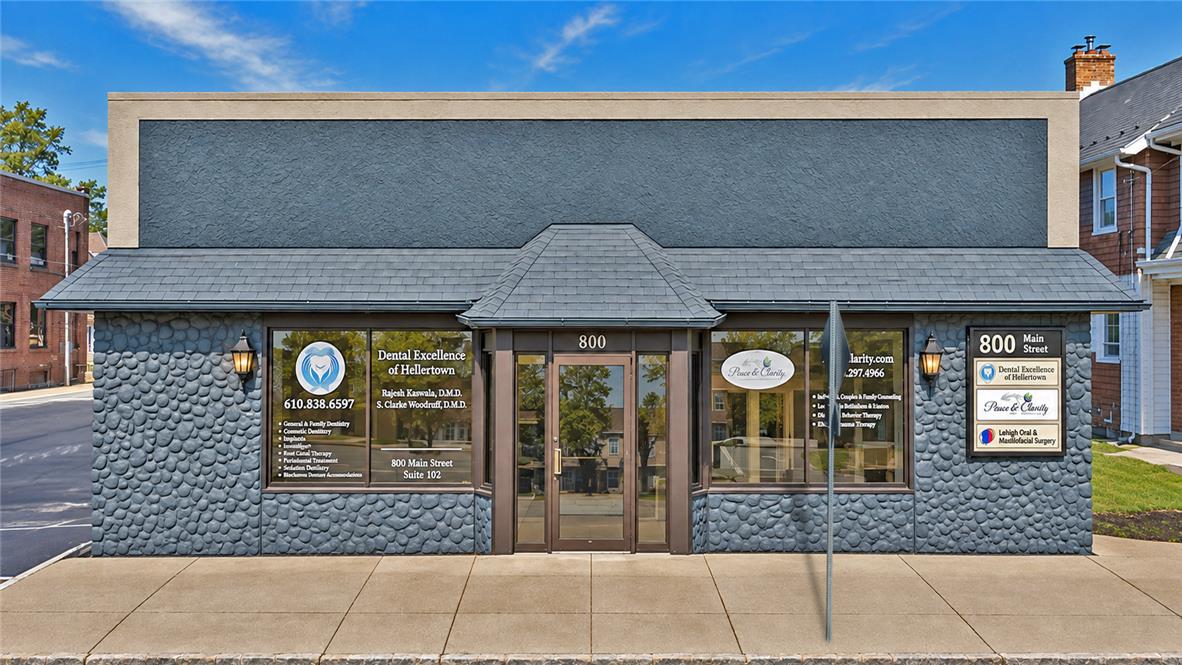 800 Main Street 101 — photo