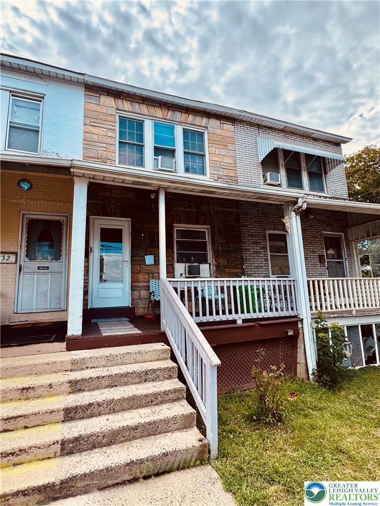 730 8th Street — photo