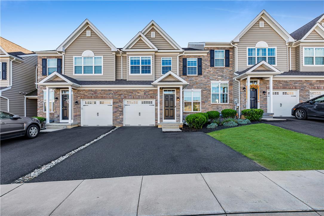 310 Redclover Lane — photo
