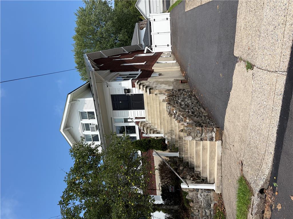7 East Plainfield — photo