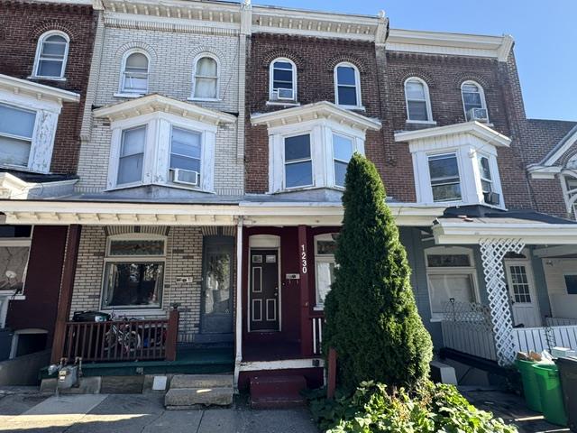 1230 West Union Street — photo