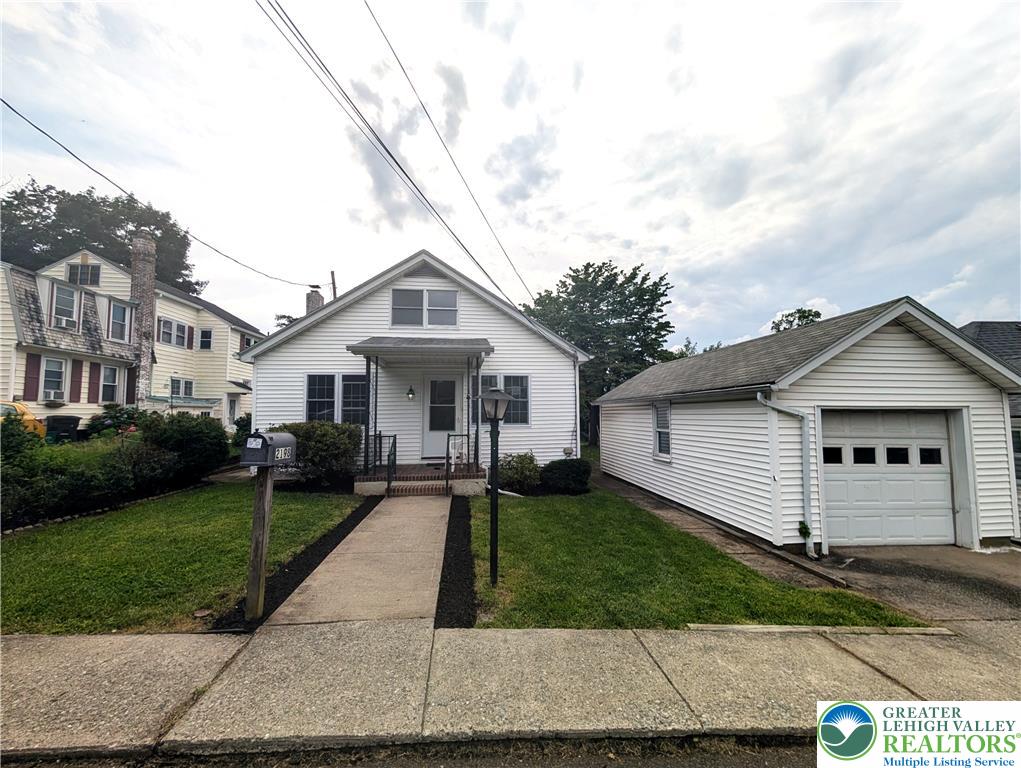 2198 Focht Avenue — photo