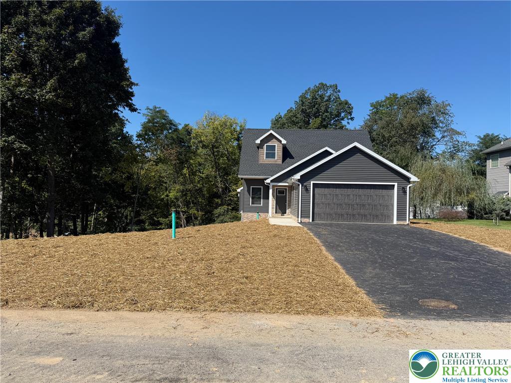 801 Dickeys Drive — photo