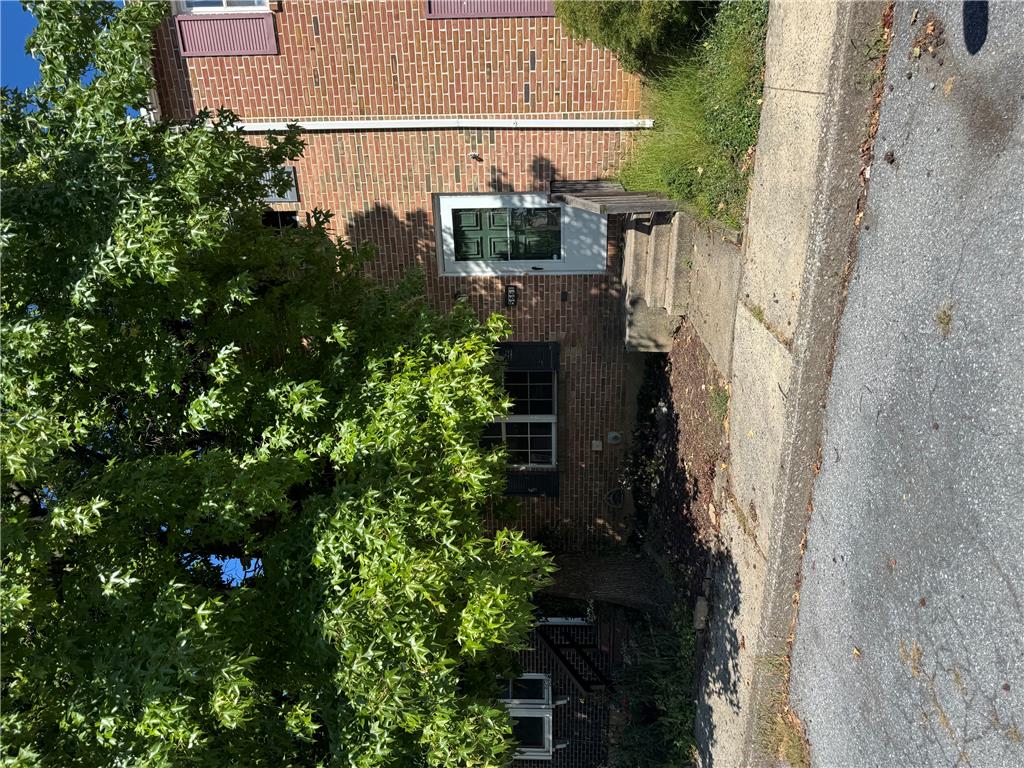 5661 Greens Drive — photo