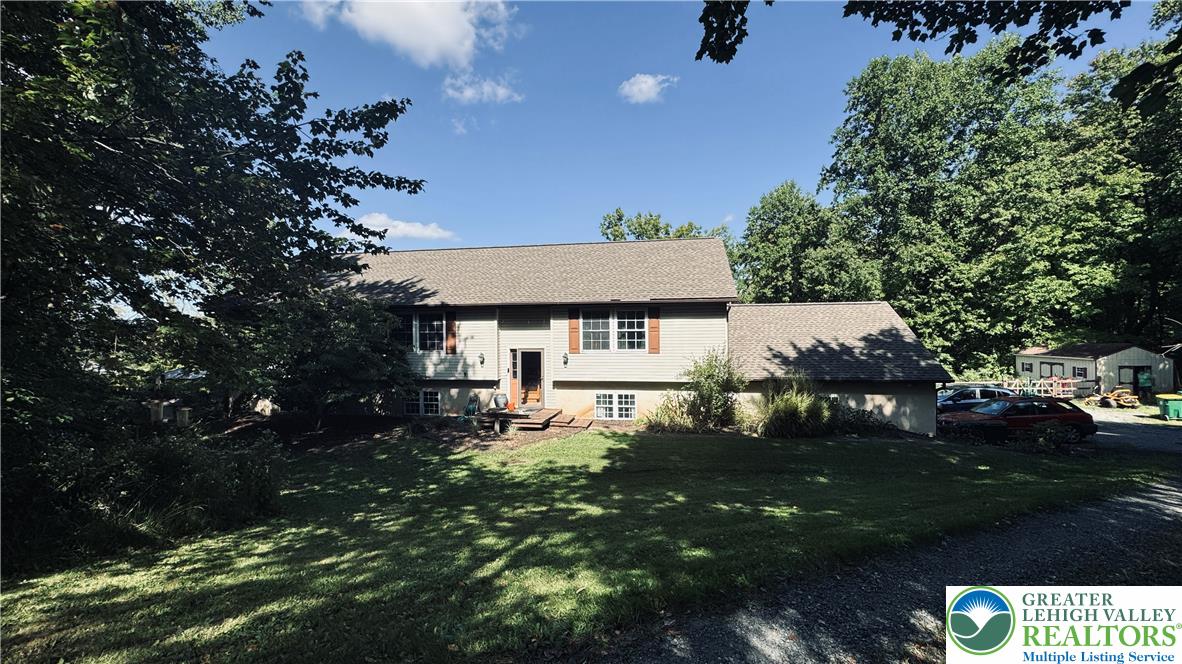 8581 Hensingersville Road — photo