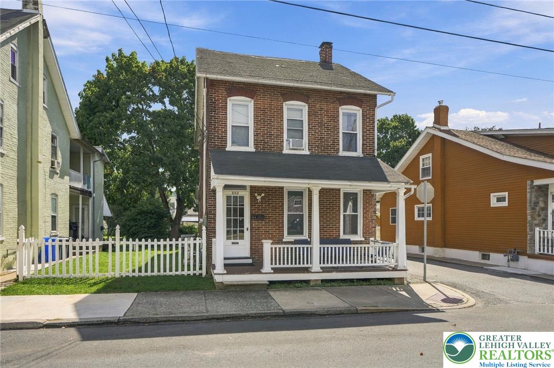 562 Ridge Street — photo