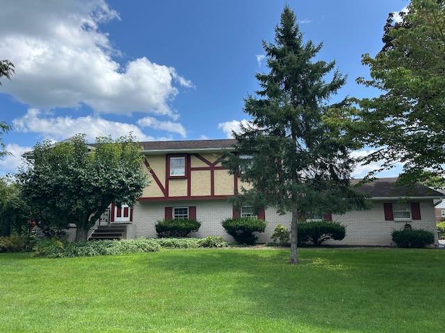 643 Dogwood Lane — photo
