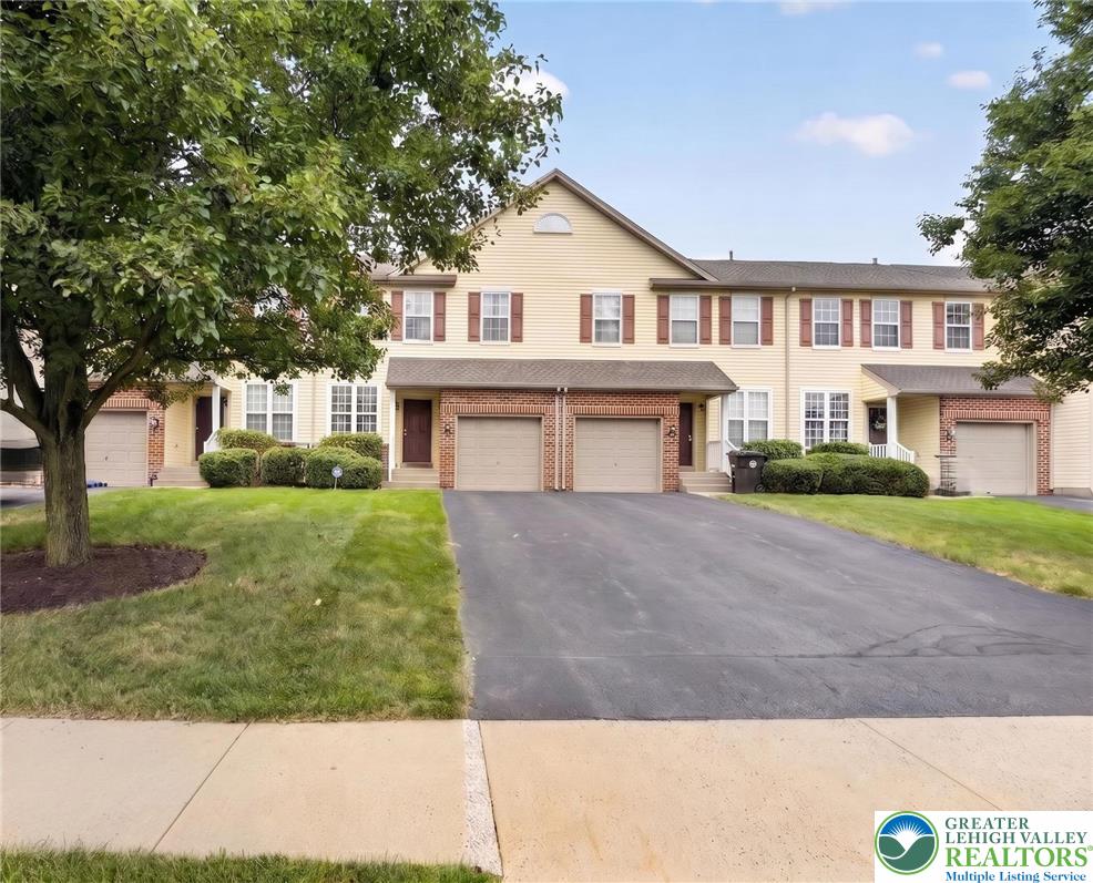8141 Cross Creek Circle — photo