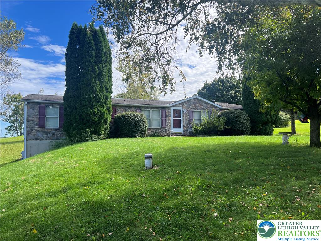 1190 Keller Road — photo