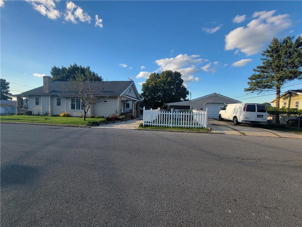 3 North Jerome Street — photo